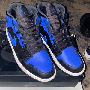 Nike Men's Black and Blue High-Top Sneakers